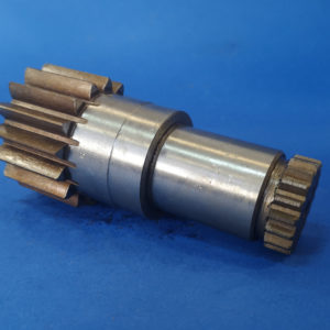 wałek obrotu Bobcat, wałek obrotu Schaeff, Koła i Wałki Września, 010110A, Wałek silnika obrotu